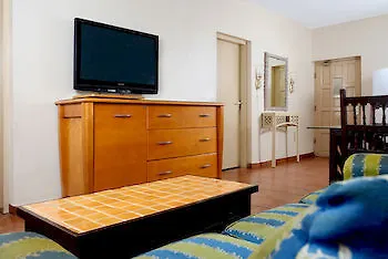 Lejlighedshotel Punto Di Oro Apartments Resort Tanki Leendert
