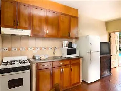 Lejlighedshotel Punto Di Oro Apartments Resort Tanki Leendert