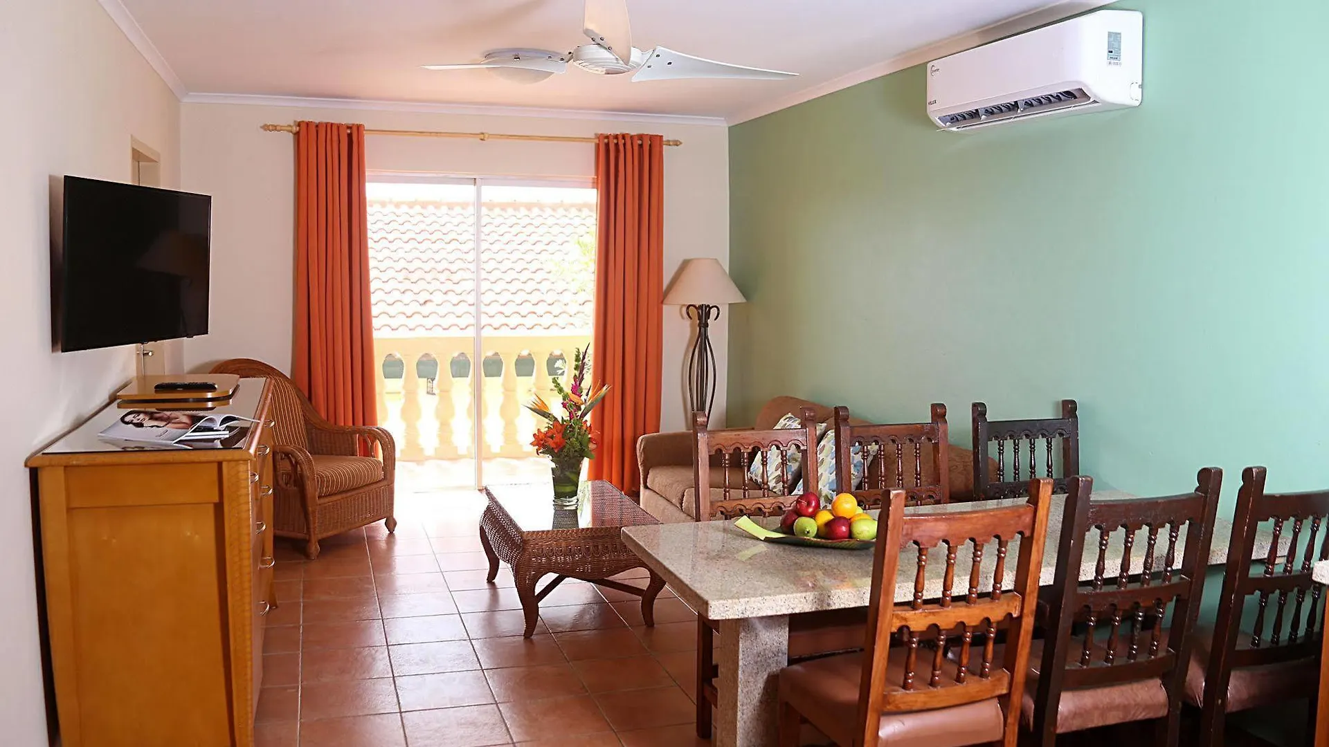 Lejlighedshotel Punto Di Oro Apartments Resort Tanki Leendert
