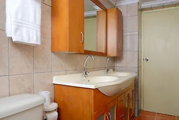 Punto Di Oro Apartments Resort Tanki Leendert 2*,