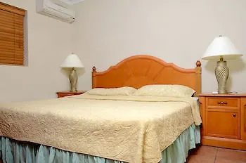 Punto Di Oro Apartments Resort Tanki Leendert Apartahotel