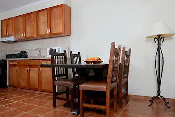 Punto Di Oro Apartments Resort Tanki Leendert 2*,  Aruba