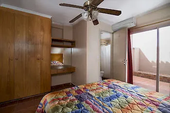 Punto Di Oro Apartments Resort Tanki Leendert 2*,