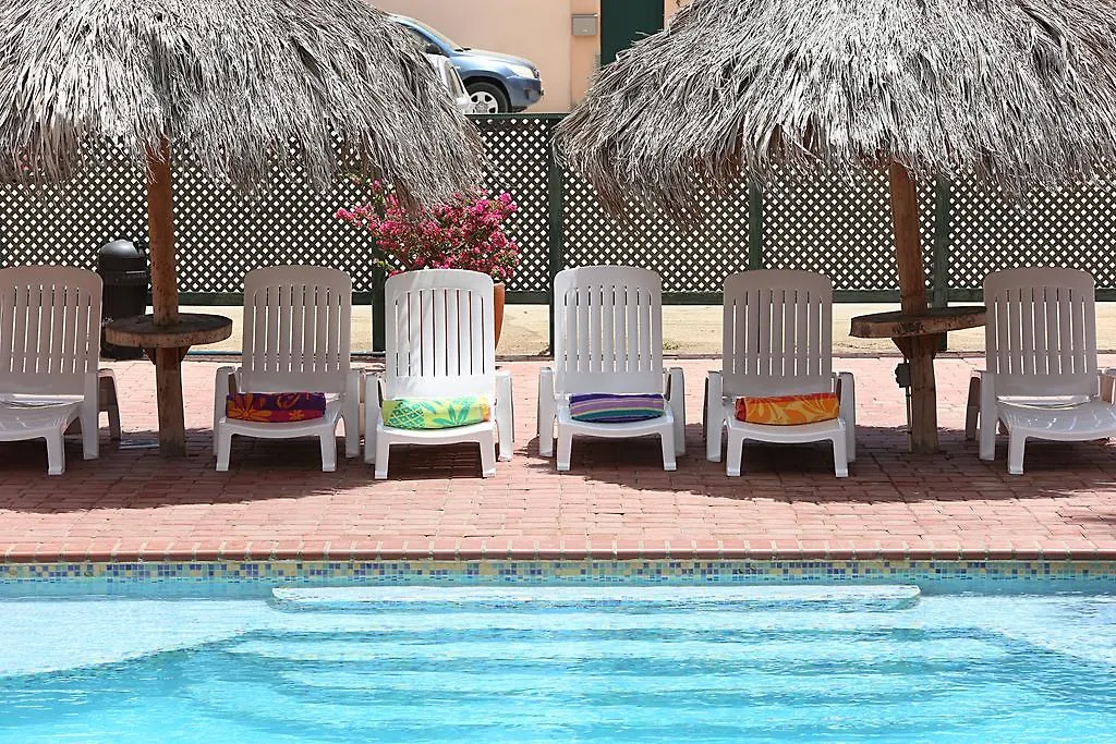 Apartahotel Punto Di Oro Apartments Resort Tanki Leendert