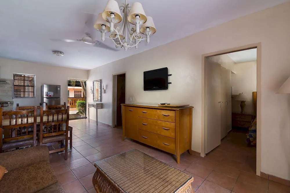 Apartahotel Punto Di Oro Apartments Resort Tanki Leendert