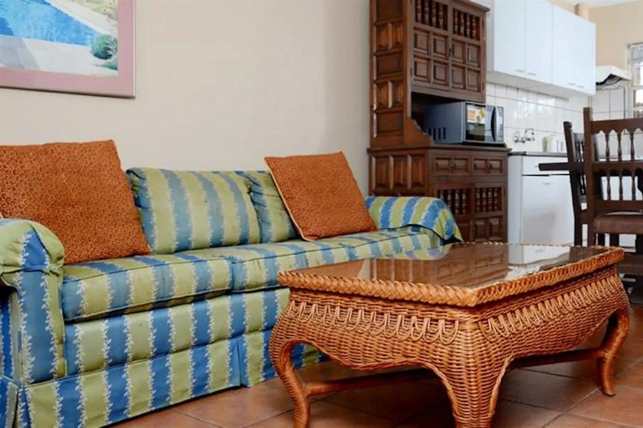 Punto Di Oro Apartments Resort Tanki Leendert Aruba