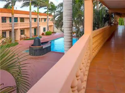 Punto Di Oro Apartments Resort Tanki Leendert Aruba