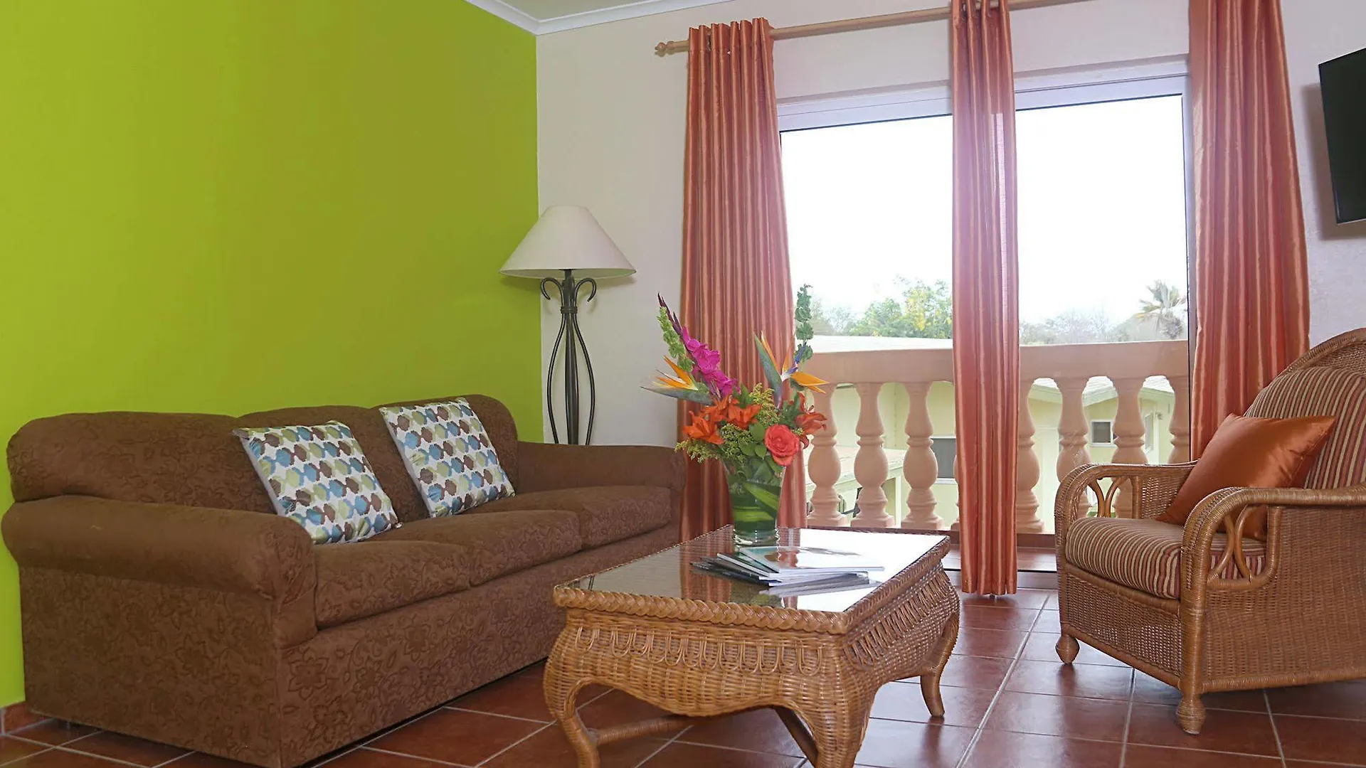 Punto Di Oro Apartments Resort Tanki Leendert