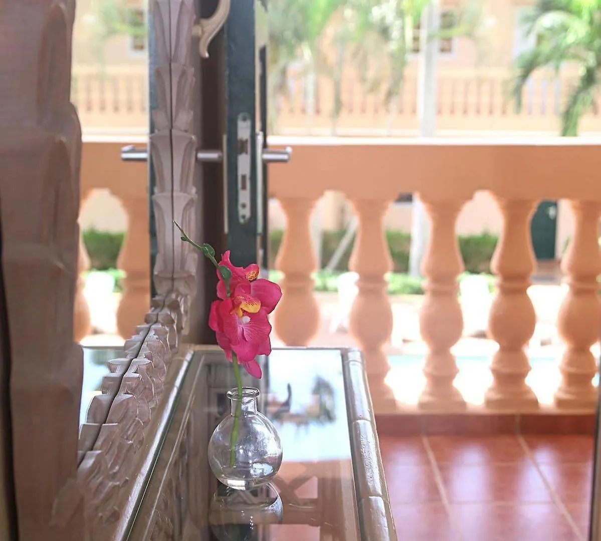 Apartahotel Punto Di Oro Apartments Resort Tanki Leendert